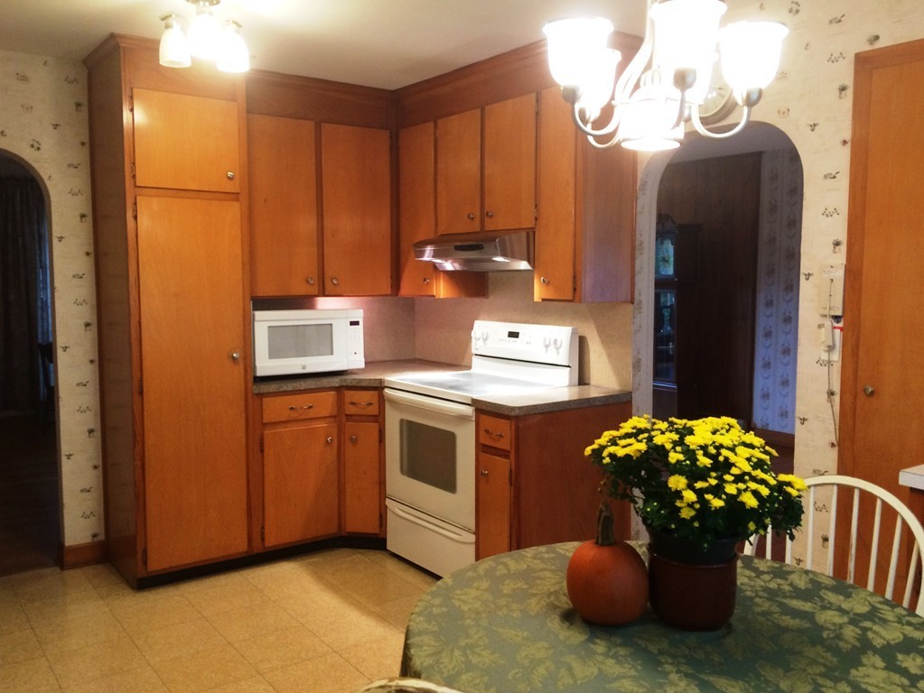 738 Cornell Road Tiverton, RI 02878 - Photo 14 of 22
