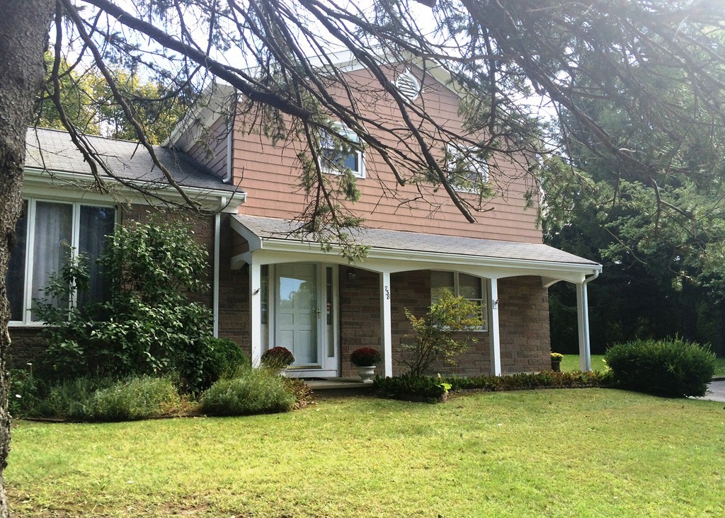 738 Cornell Road Tiverton, RI 02878 - Photo 2 of 22