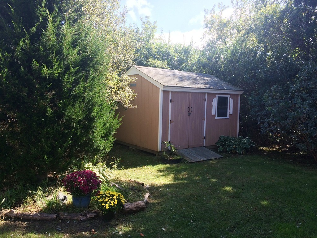 738 Cornell Road Tiverton, RI 02878 - Photo 8 of 22