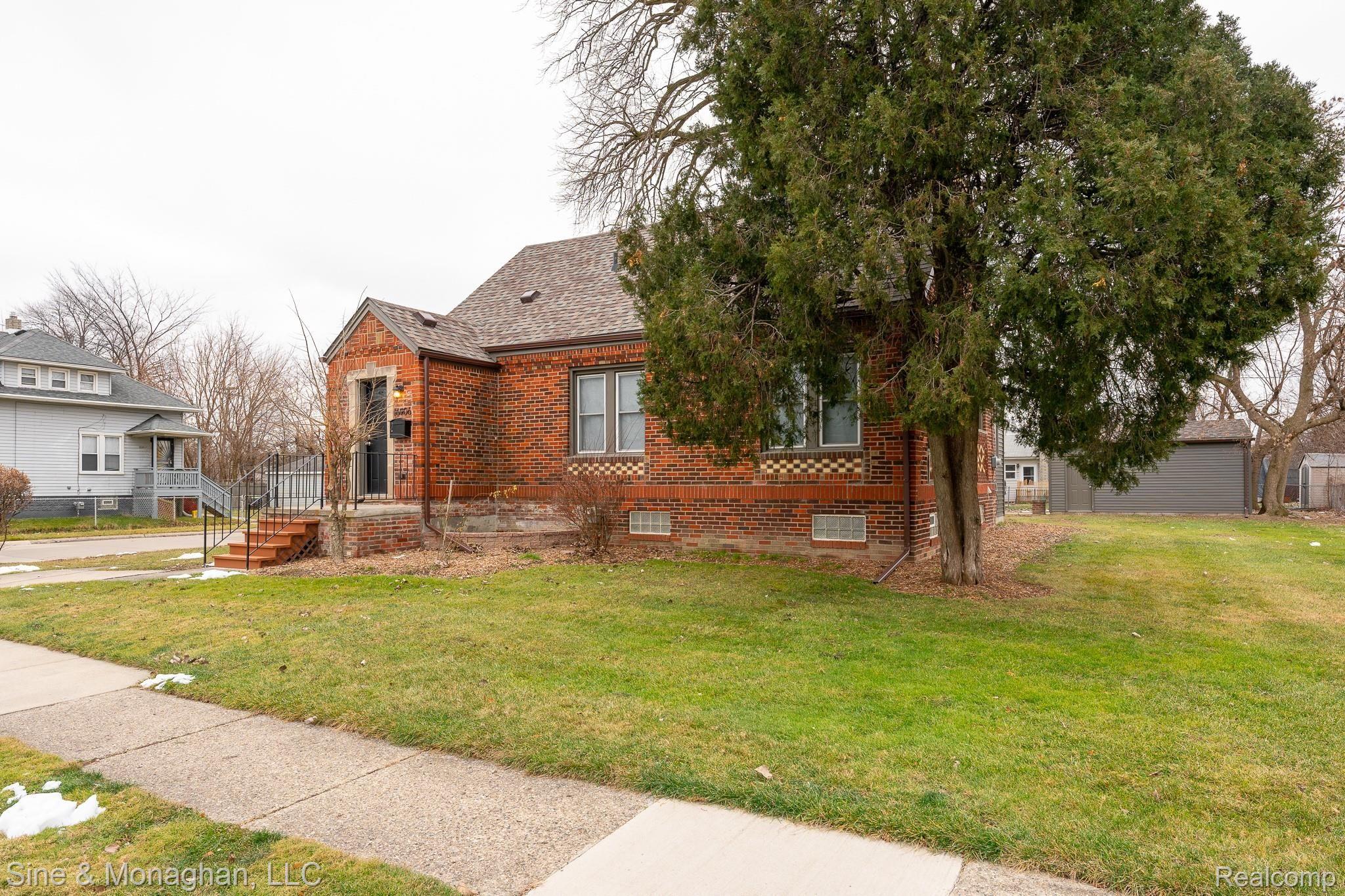 16906 Stephens Road Eastpointe, MI 48021 - Photo 2 of 35 16906 Stephens-1.jpg