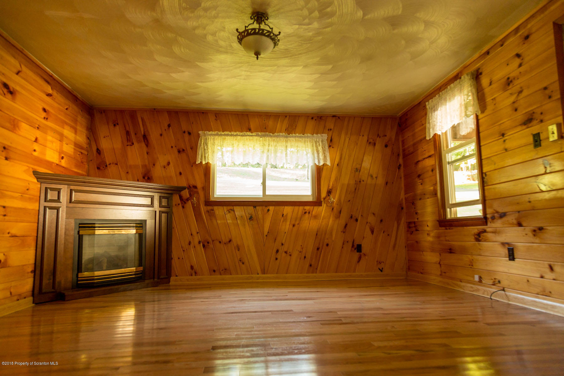 164 Carpenter Road Factoryville, PA 18419 - Photo 8 of 42 Gallery Image 8