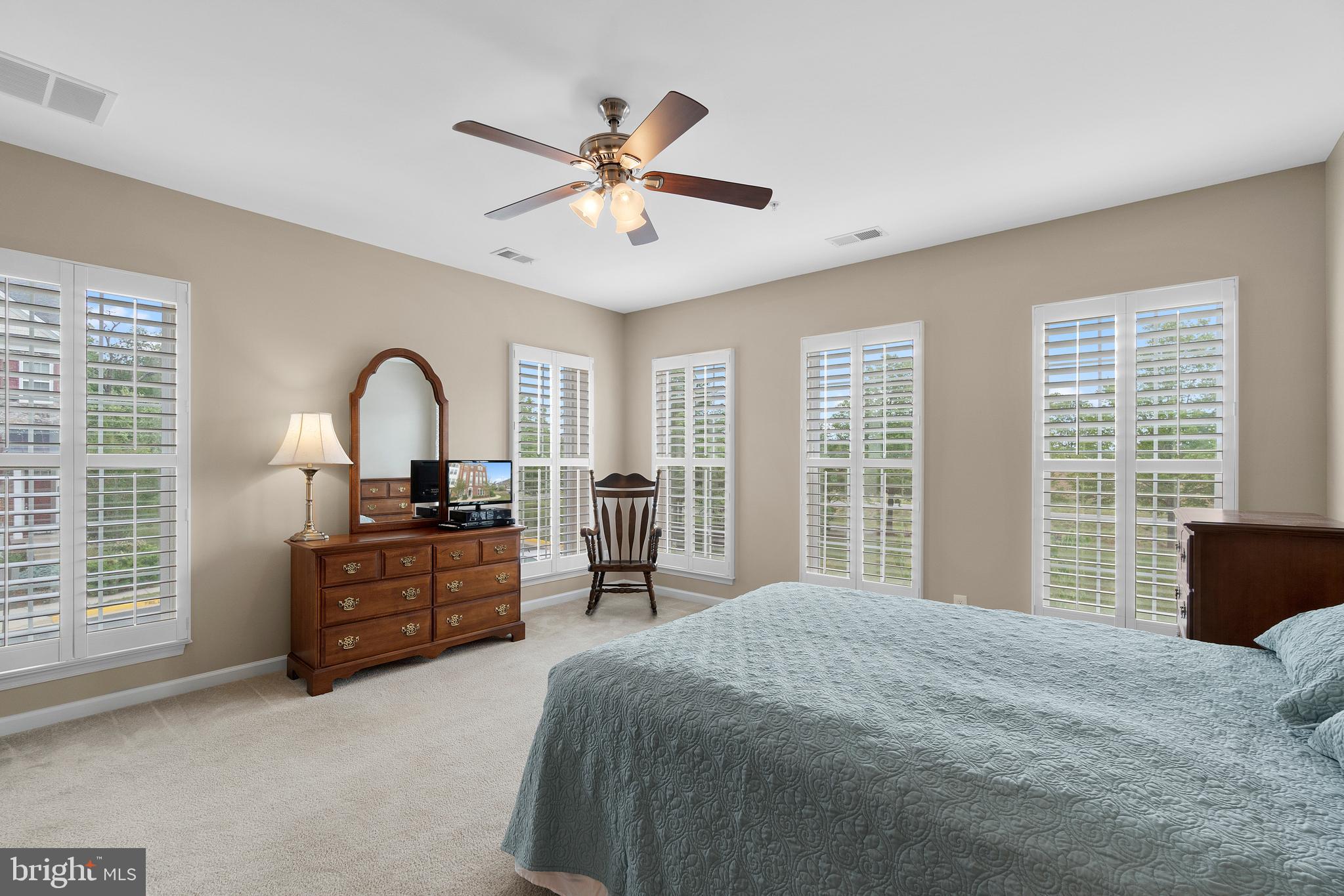 42849 Burrell Square Ashburn, VA 20147 - Photo 17 of 46