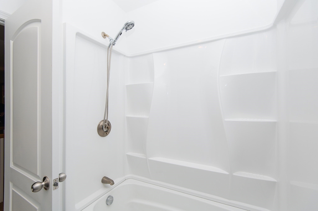 29 Valentine Street Fall River, MA 02720 - Photo 18 of 42