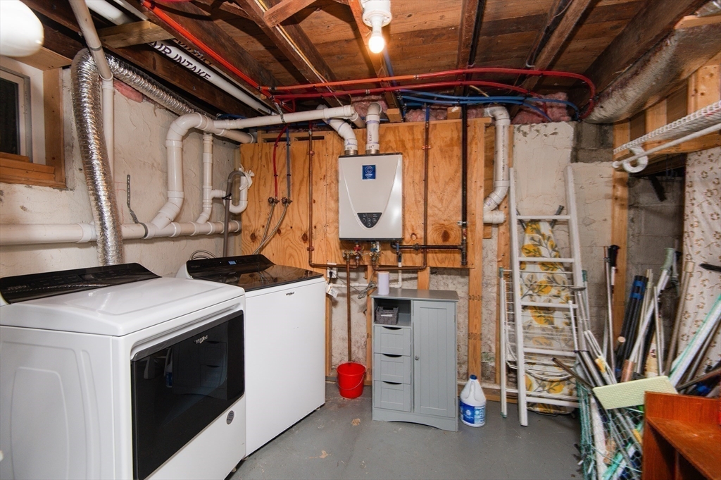 29 Valentine Street Fall River, MA 02720 - Photo 34 of 42