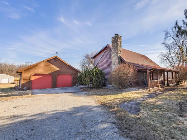 $309,900 | 9434 Maysville Road, Fort Wayne, IN 46815