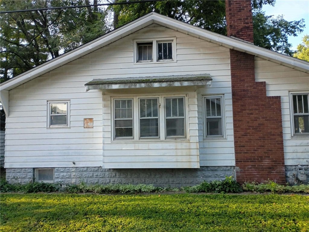 138 South 18th Street Decatur, IL 62521 - Photo 4 of 30 Gallery Image 4