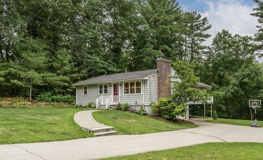 47 Gould Road Andover, MA 01810 - Photo 1 of 33