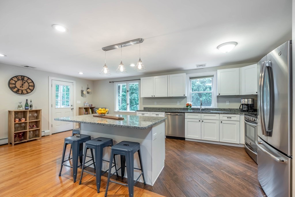 47 Gould Road Andover, MA 01810 - Photo 3 of 33