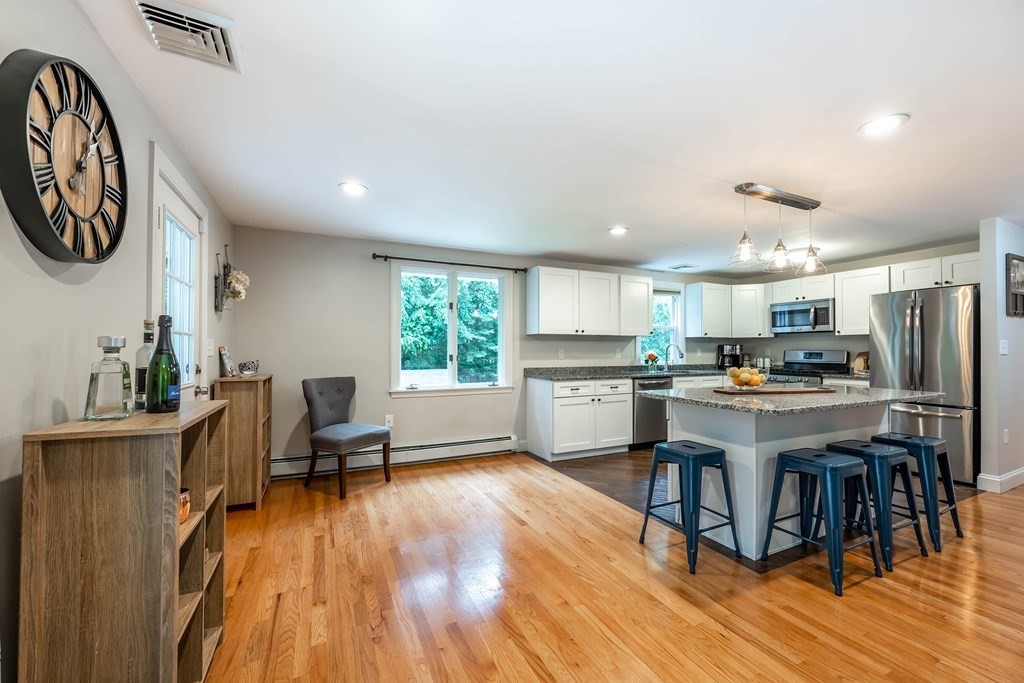 47 Gould Road Andover, MA 01810 - Photo 5 of 33