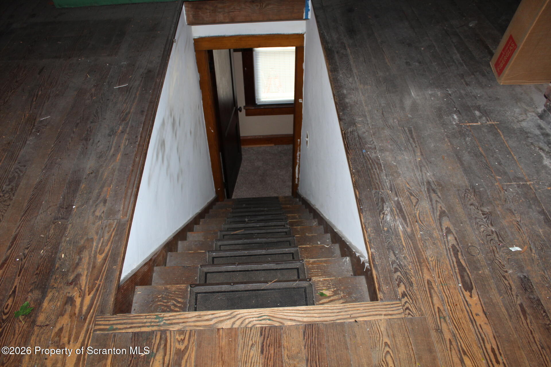 900 Wheeler Avenue Scranton, PA 18510 - Photo 21 of 25 a view of entryway