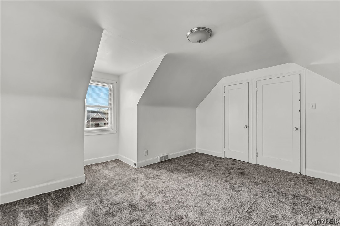 74 Leonard Post Drive Cheektowaga, NY 14211 - Photo 29 of 41