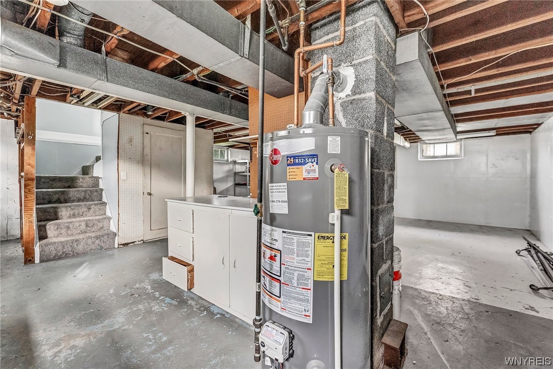 74 Leonard Post Drive Cheektowaga, NY 14211 - Photo 32 of 41