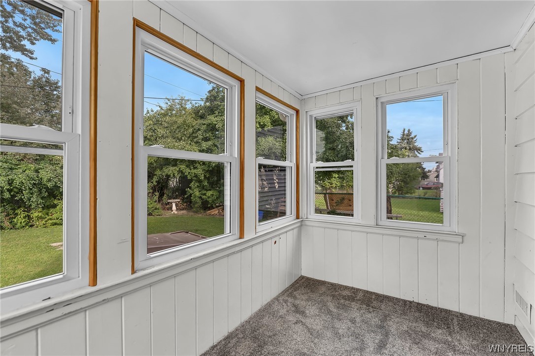 74 Leonard Post Drive Cheektowaga, NY 14211 - Photo 36 of 41