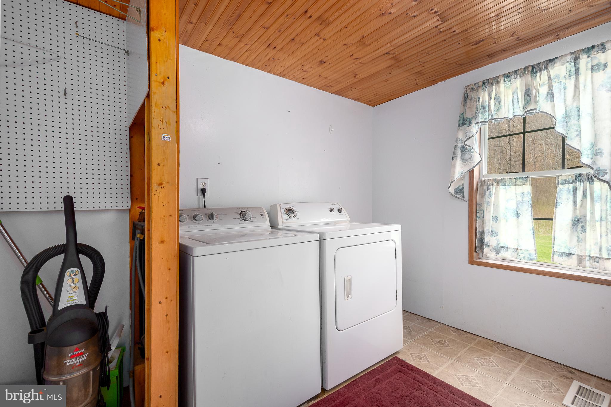 1545 Mill Run Road Friendsville, MD 21531 - Photo 14 of 40