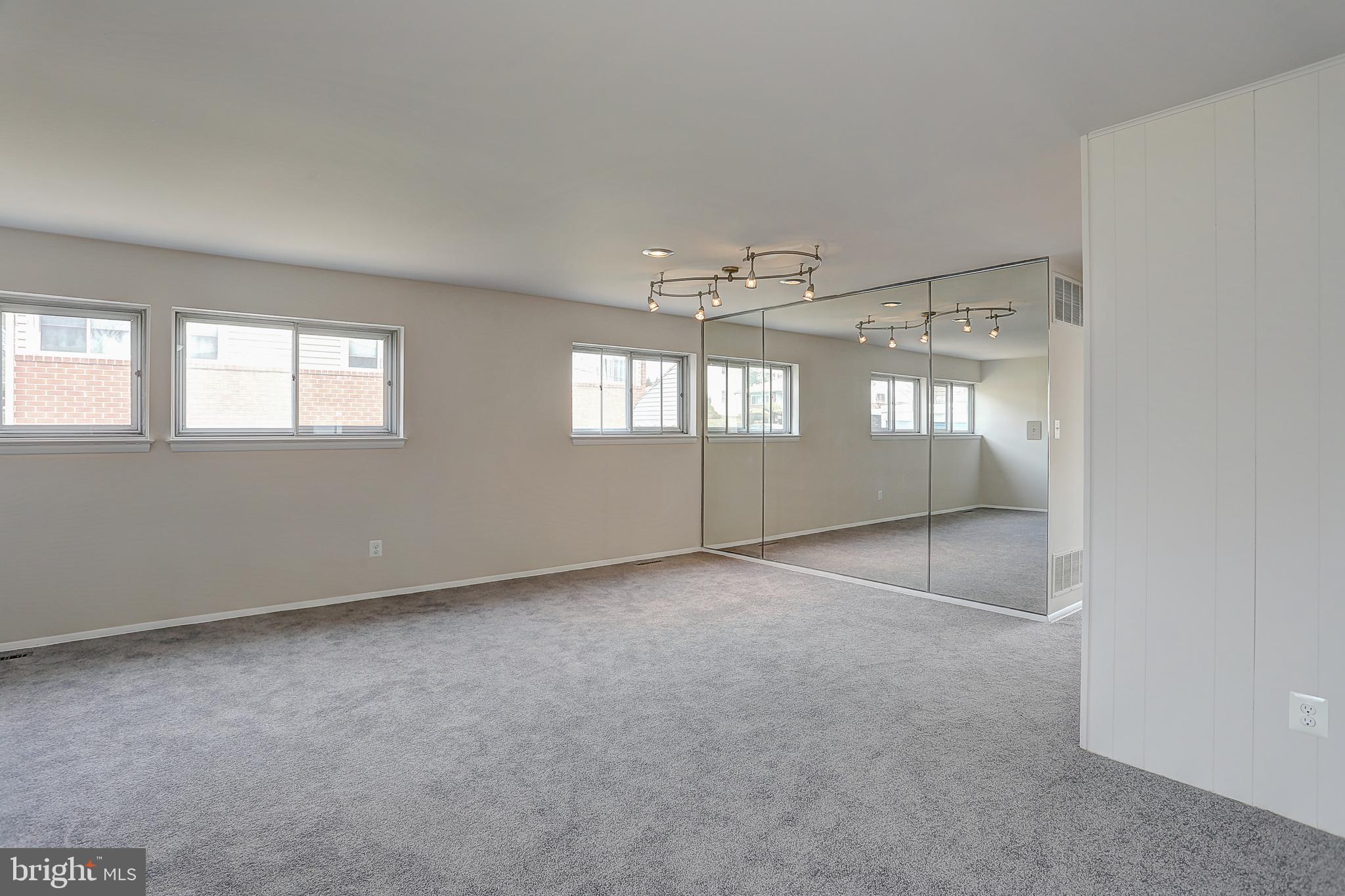 3905 Lumo Road Randallstown, MD 21133 - Photo 3 of 33 Gallery Image 3