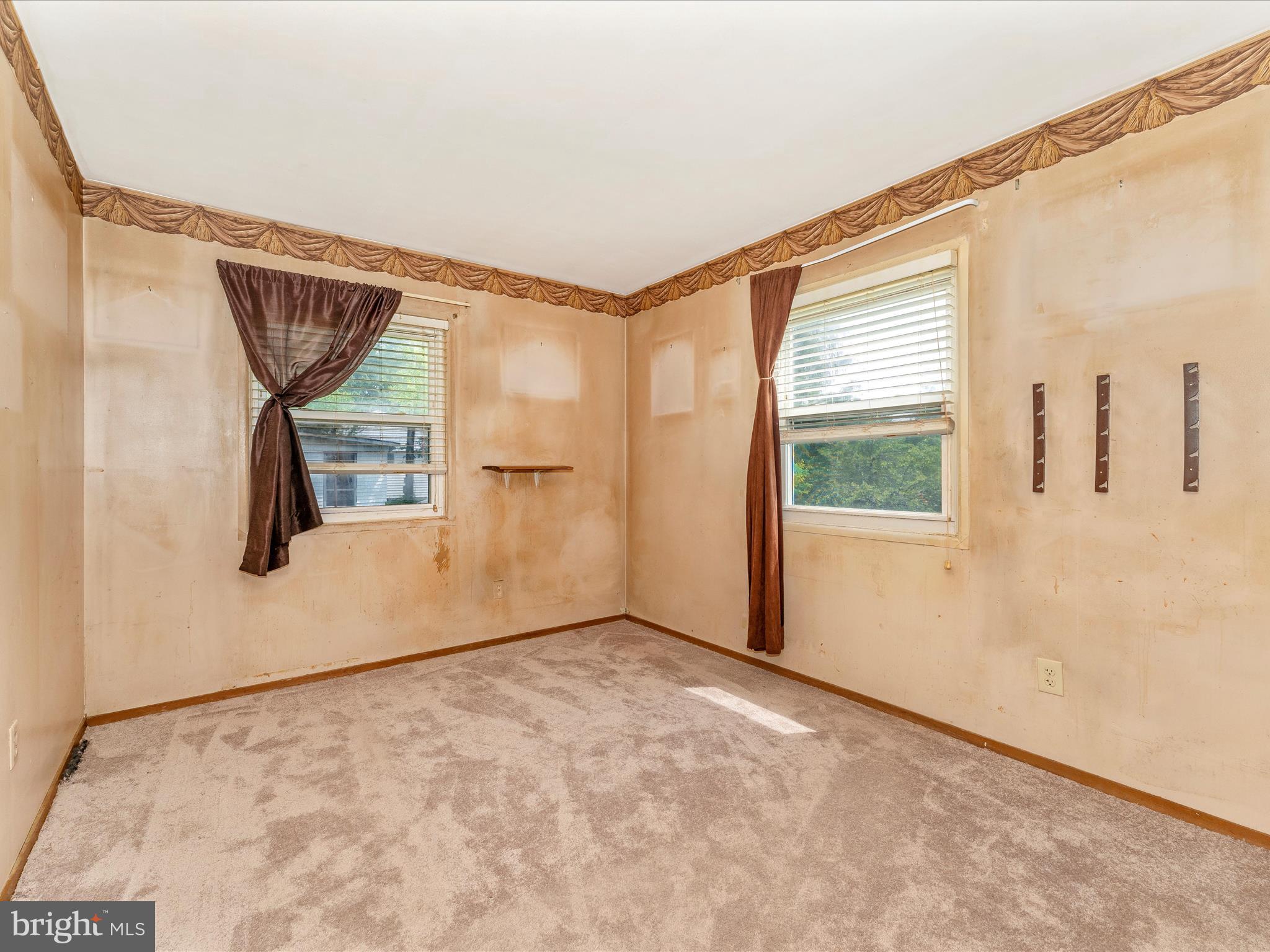 6094 Quartz Circle Frederick, MD 21702 - Photo 20 of 35 Bedroom 3