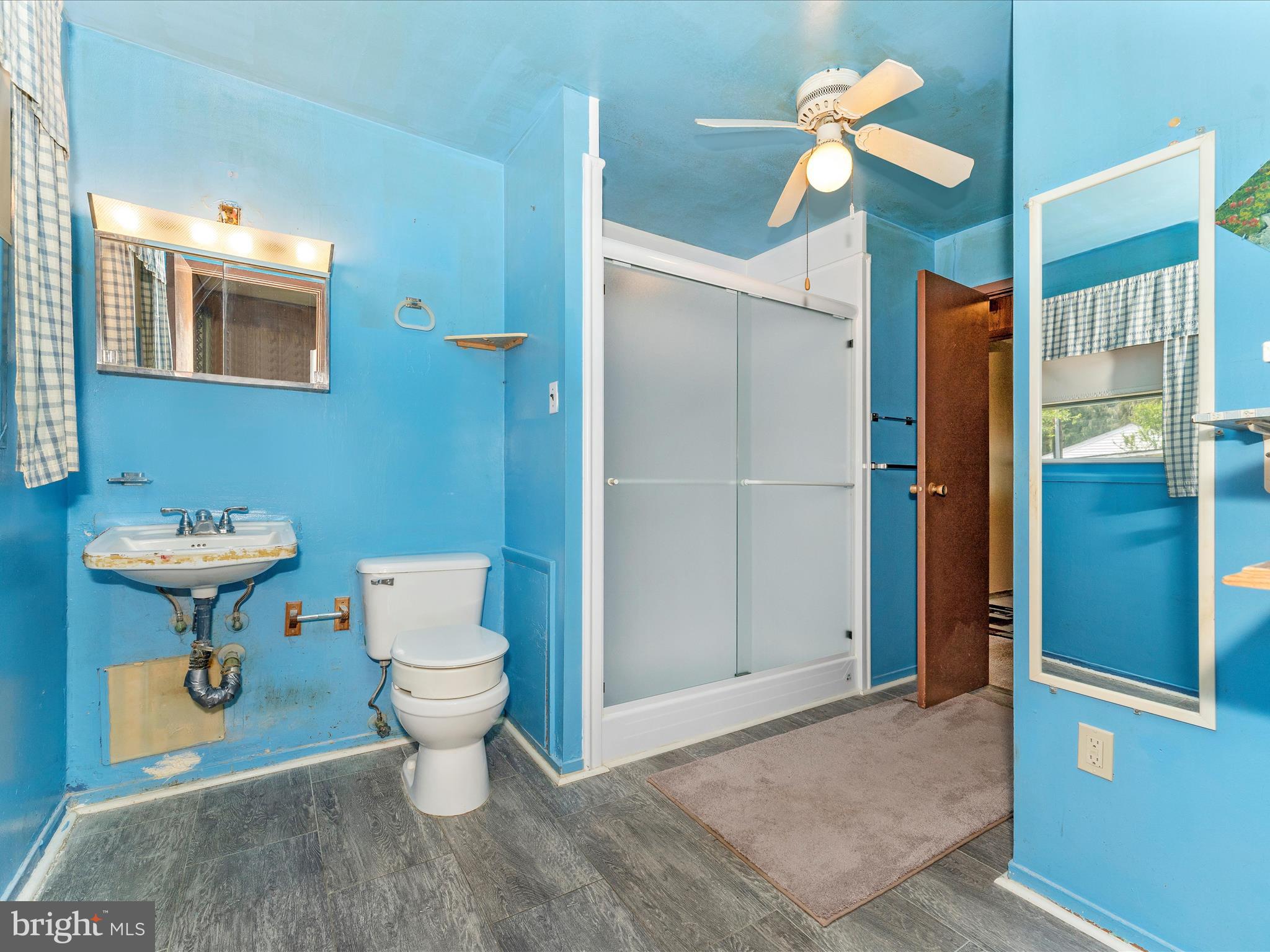 6094 Quartz Circle Frederick, MD 21702 - Photo 23 of 35 Bathroom