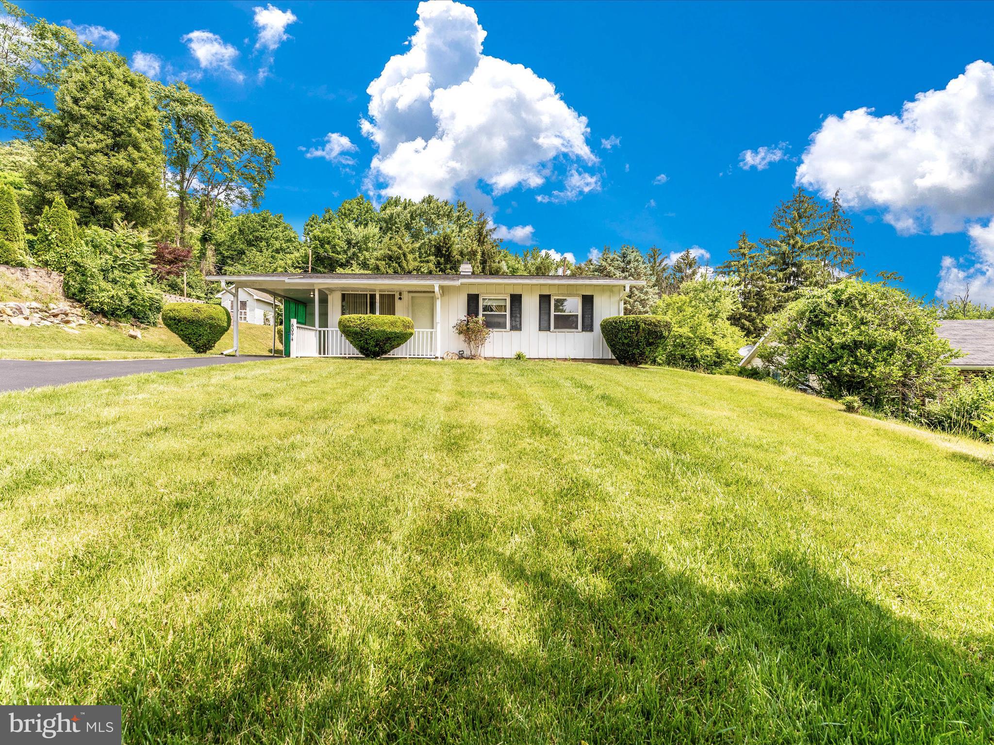 6094 Quartz Circle Frederick, MD 21702 - Photo 26 of 35 Exterior Front