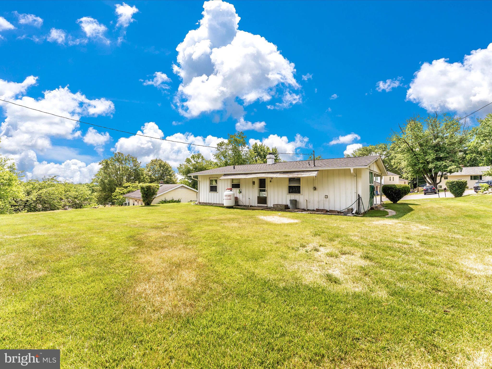 6094 Quartz Circle Frederick, MD 21702 - Photo 30 of 35 Exterior Back