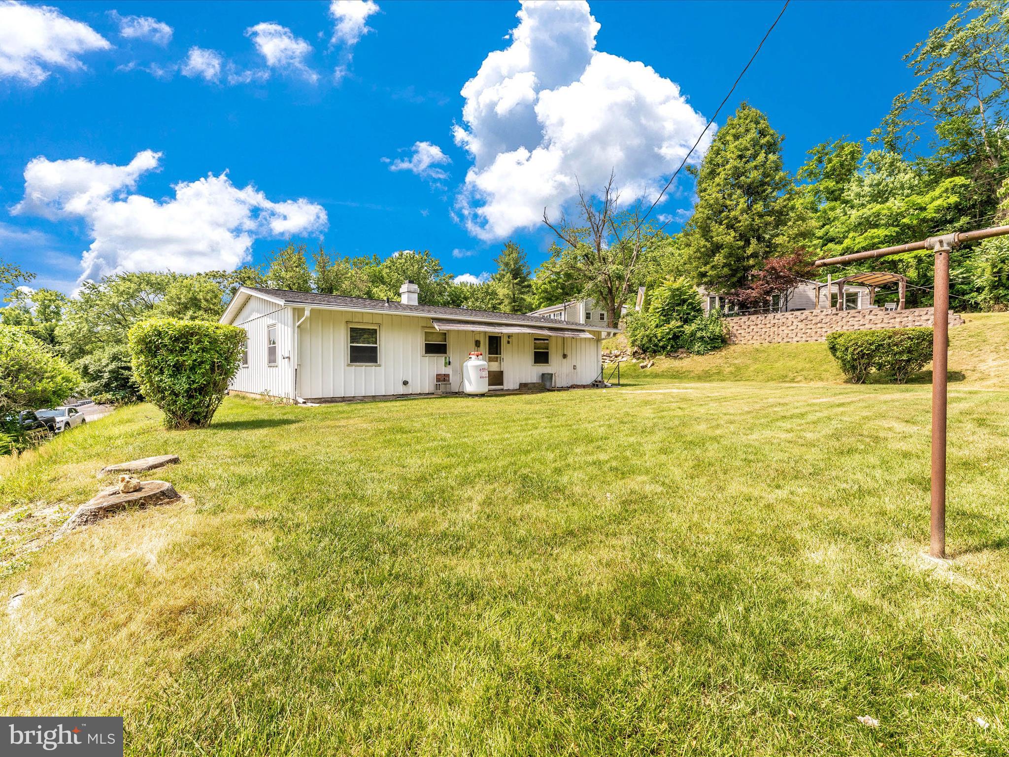 6094 Quartz Circle Frederick, MD 21702 - Photo 32 of 35 Exterior Back