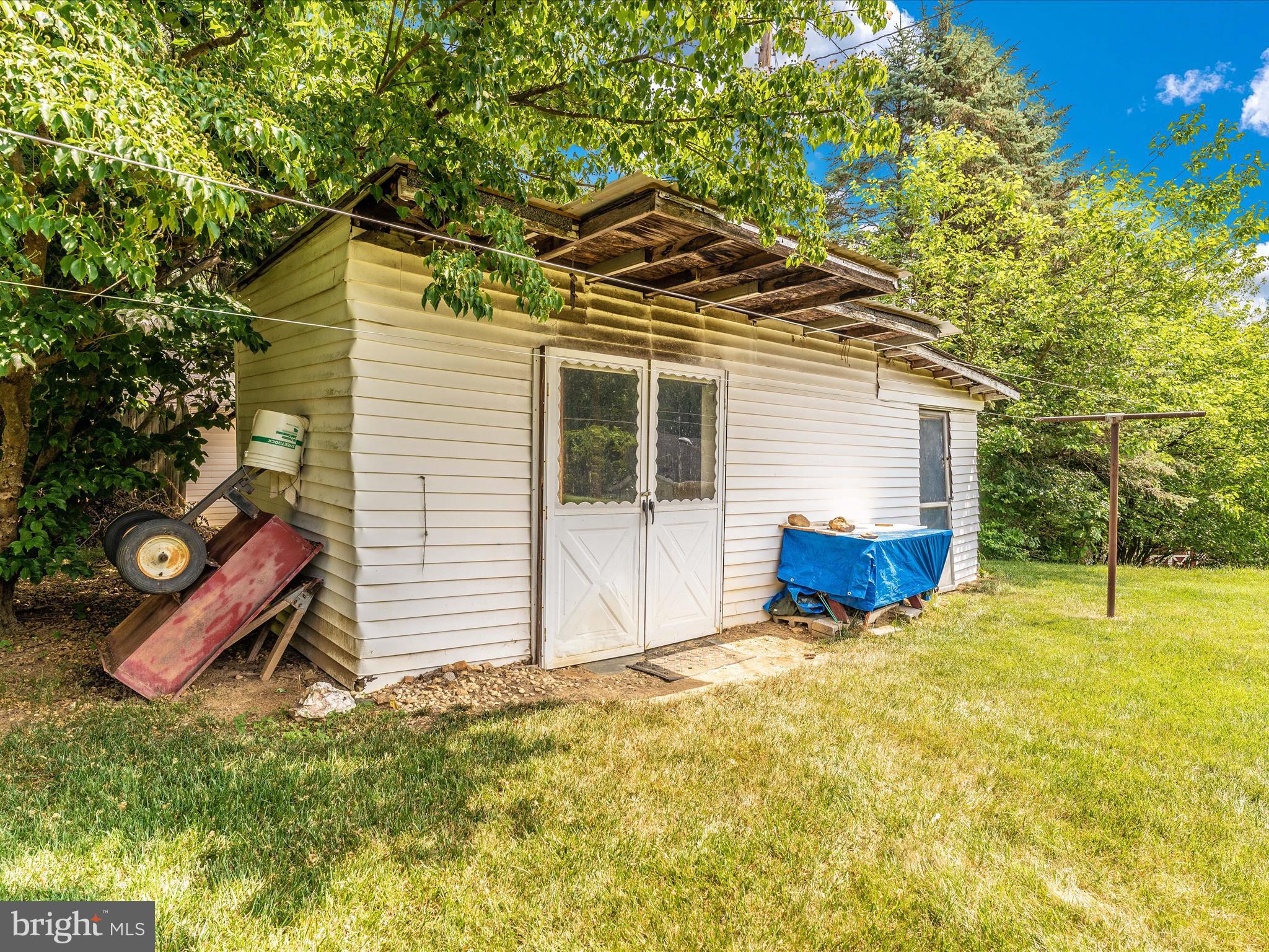 6094 Quartz Circle Frederick, MD 21702 - Photo 35 of 35 Exterior Back