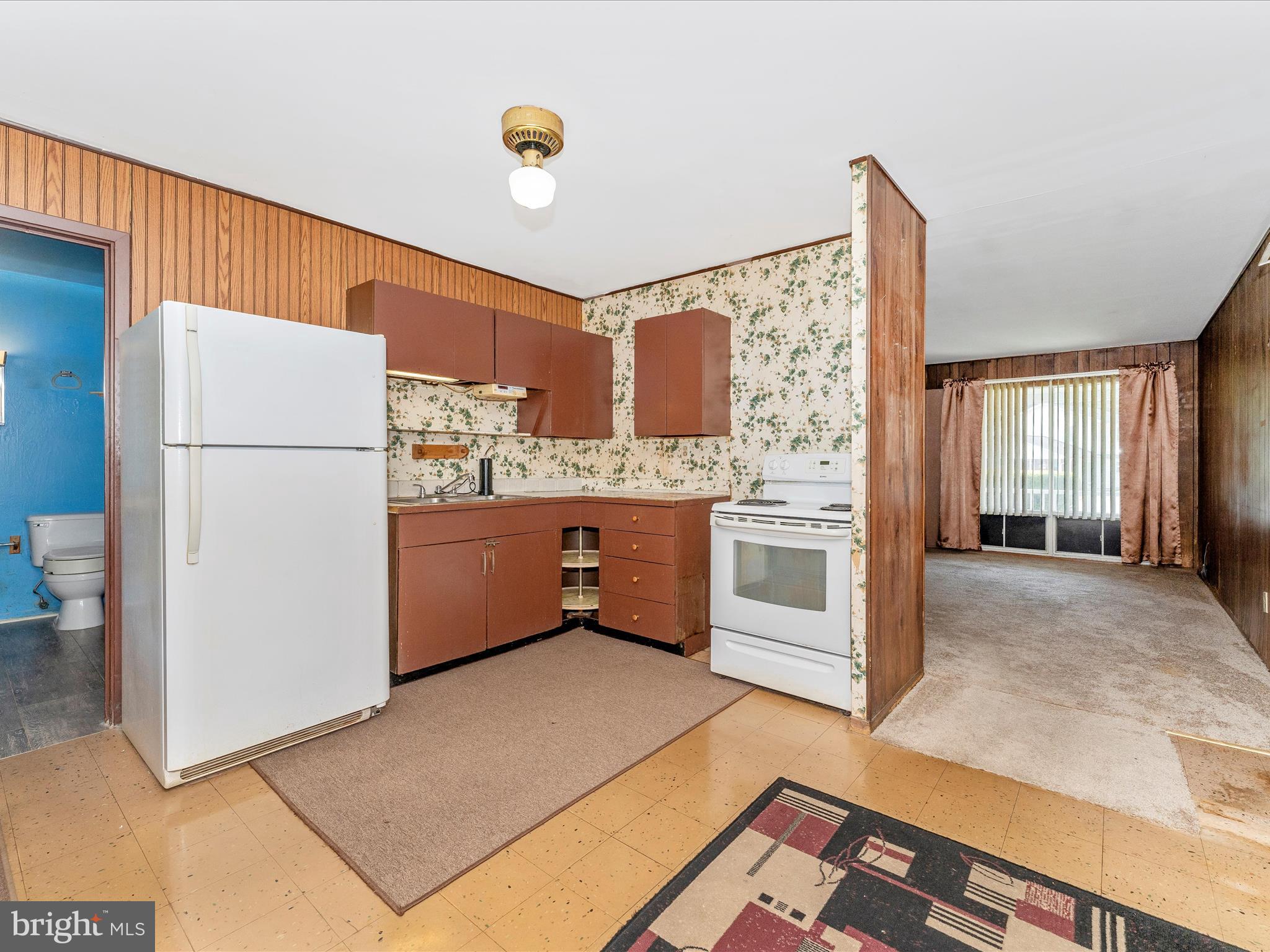 6094 Quartz Circle Frederick, MD 21702 - Photo 10 of 35 Kitchen
