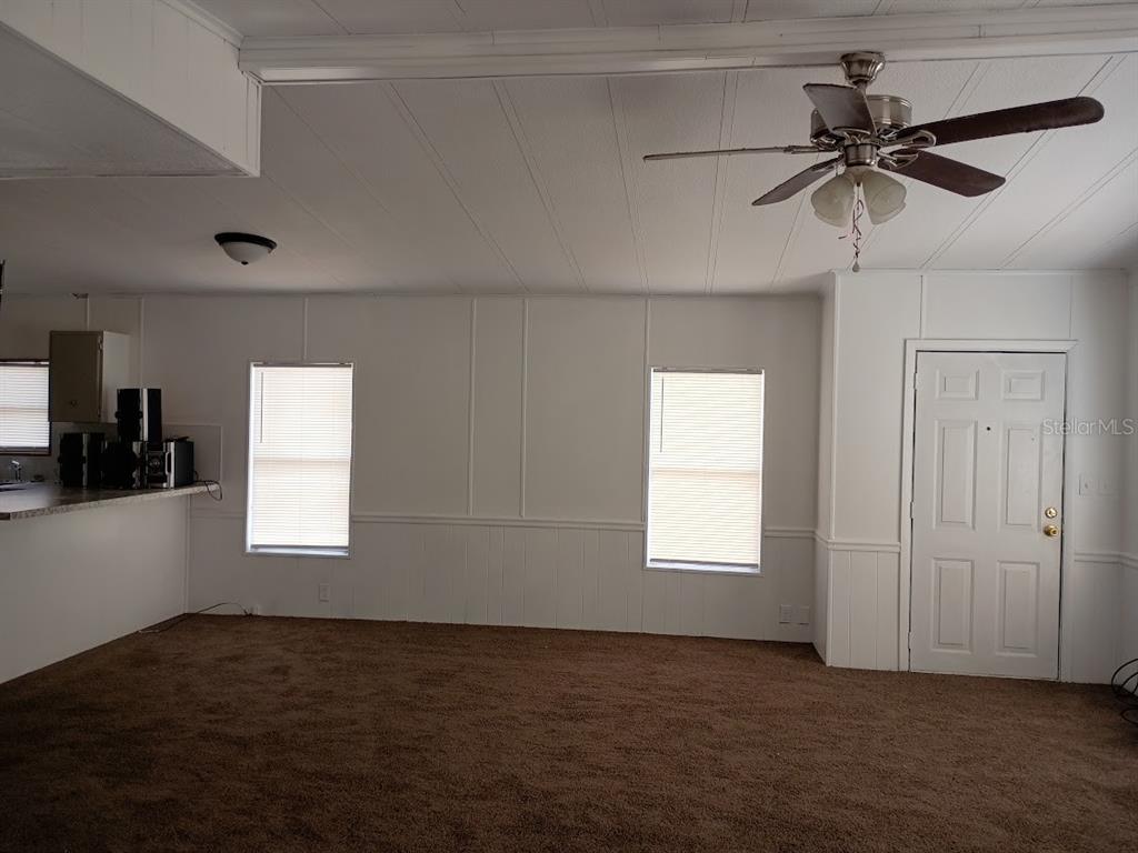 10411 Ratell Avenue Gibsonton, FL 33534 - Photo 10 of 15 a view of an empty room and window