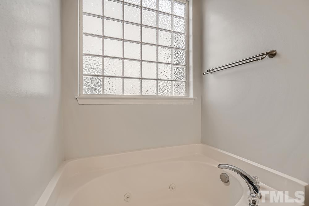 12400 Ashe Ridge Lane Durham, NC 27703 - Photo 15 of 28 Gallery Image 15