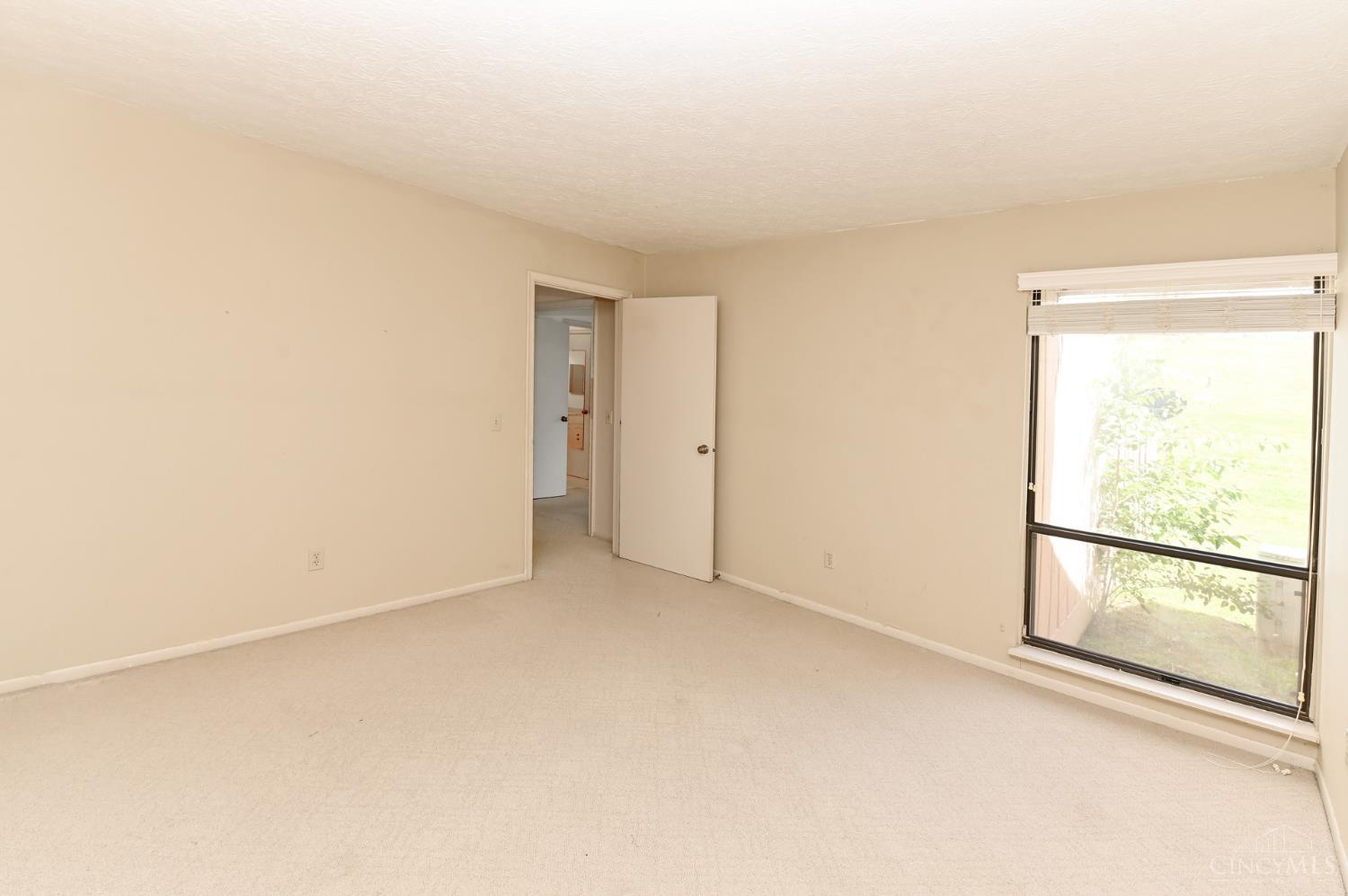 8022 Timbertree Way West Chester, OH 45069 - Photo 33 of 57