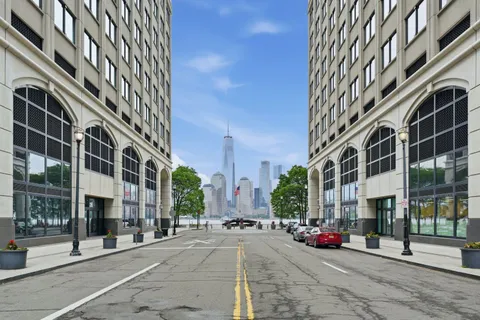$1,199,000 | 77 Hudson Street, Unit 1811, Jersey City, NJ 07302