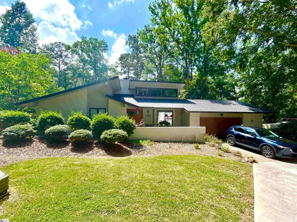 $450,000 | 121 Circle Drive, Townville, SC 29689