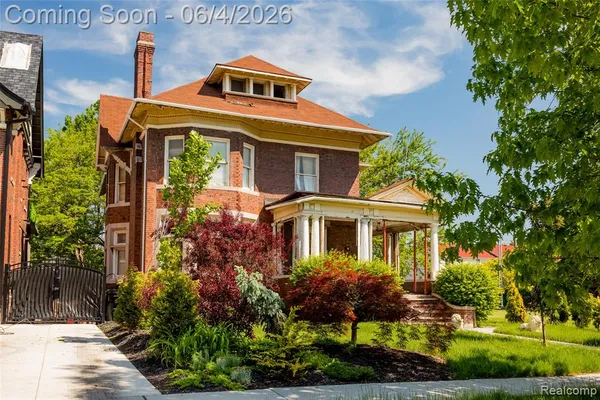$237,500 | 620 Virginia Park Street, Detroit, MI 48202