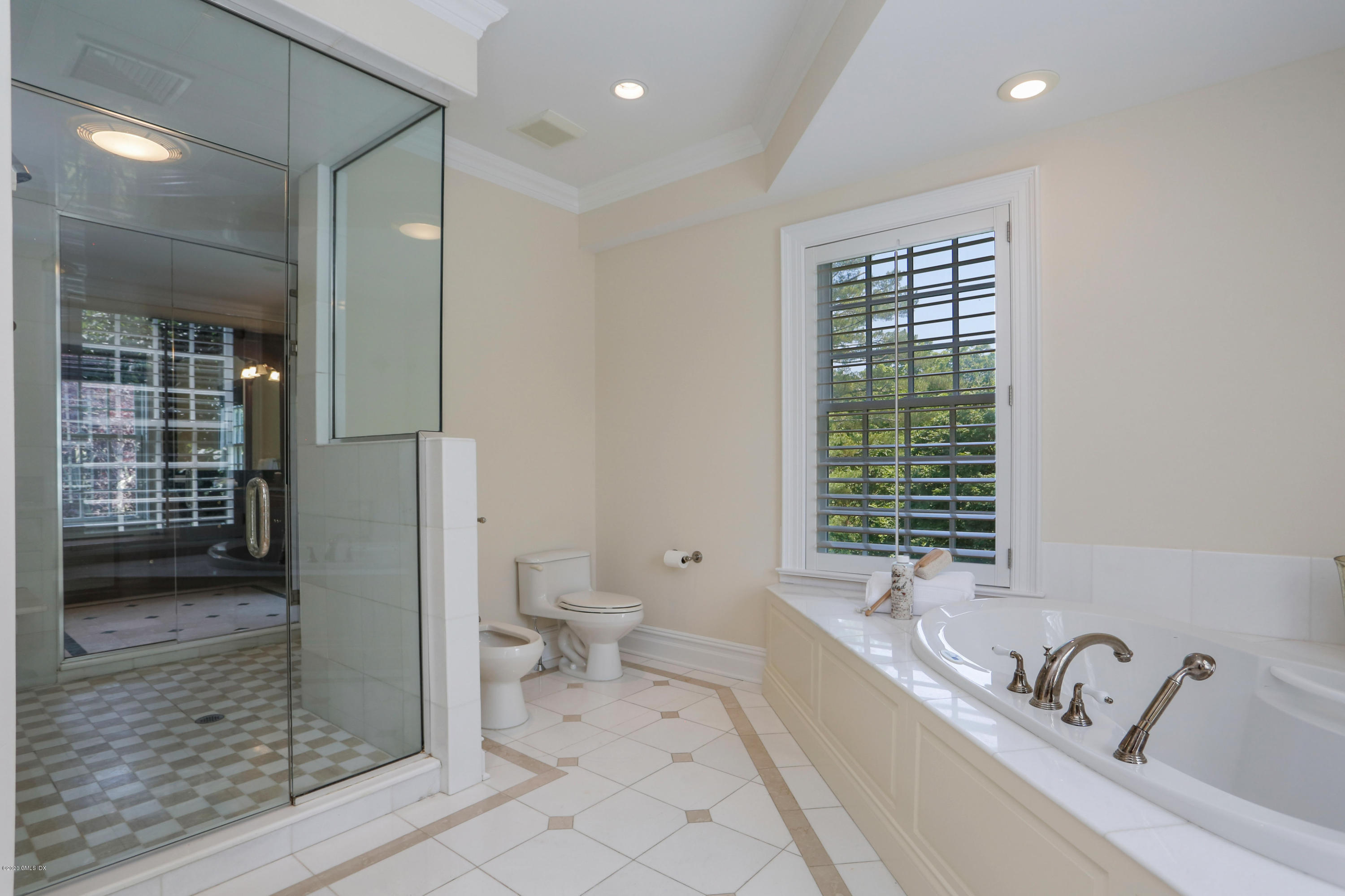 257 Riversville Road Greenwich, CT 06831 - Photo 20 of 50 Master Bathroom