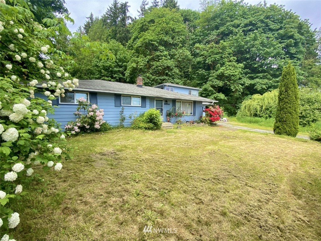 10010 Lowell Larimer Road Everett, WA 98208 - Photo 2 of 18 Gallery Image 2