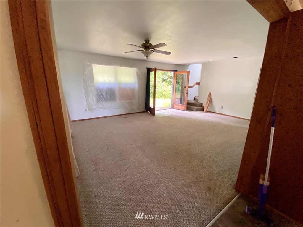 10010 Lowell Larimer Road Everett, WA 98208 - Photo 11 of 18 Gallery Image 11
