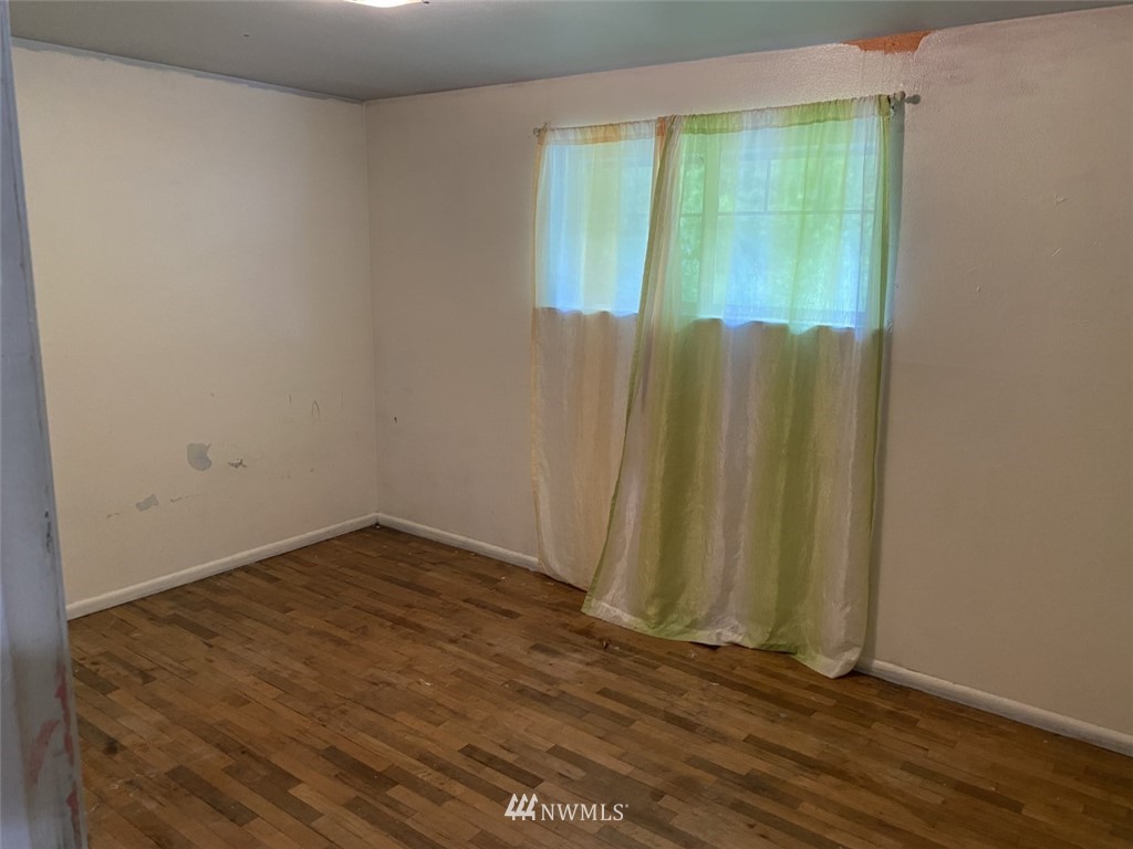 10010 Lowell Larimer Road Everett, WA 98208 - Photo 16 of 18 Gallery Image 16