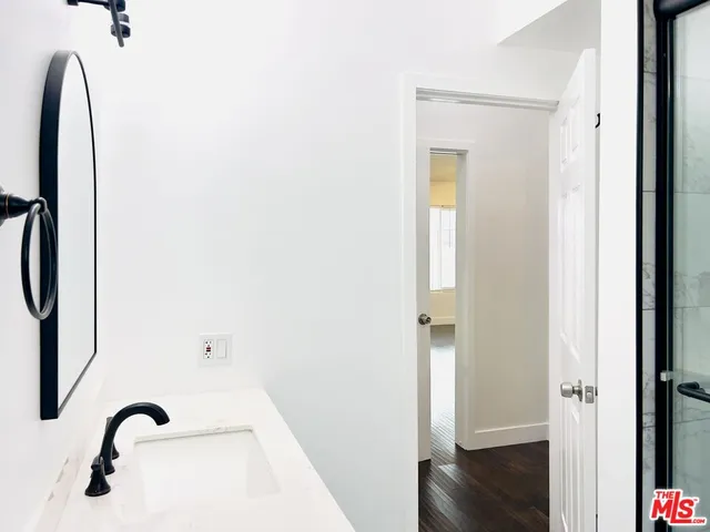 $2,395 | 10936 Hartsook Street, Unit A, North Hollywood, CA 91601