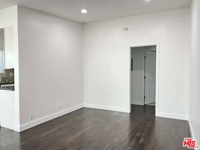 $2,395 | 10936 Hartsook Street, Unit A, North Hollywood, CA 91601