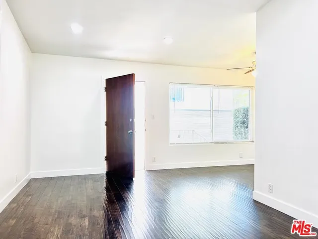 $2,395 | 10936 Hartsook Street, Unit A, North Hollywood, CA 91601