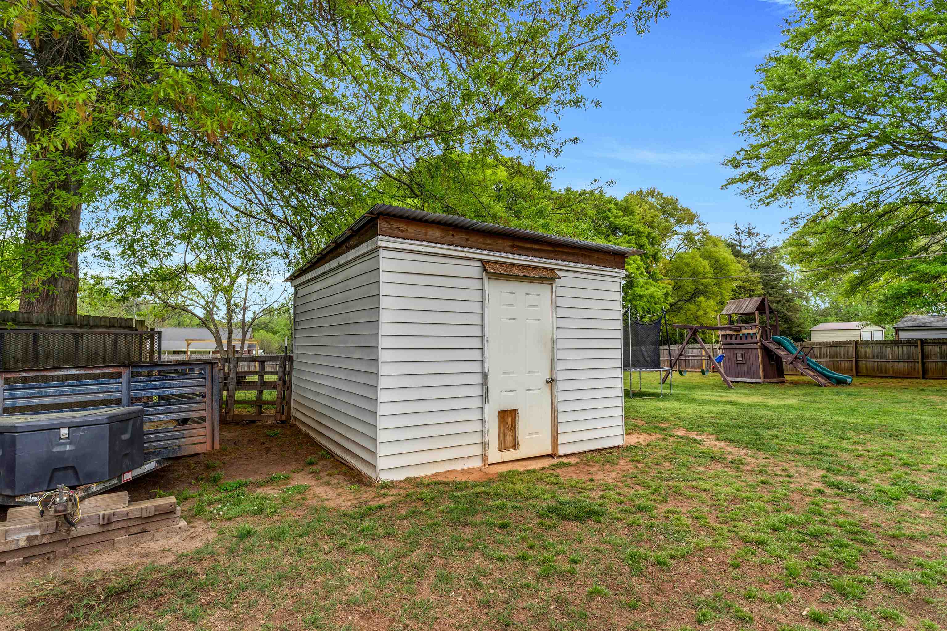 214 W Road Greer, SC 29650 - Photo 17 of 46