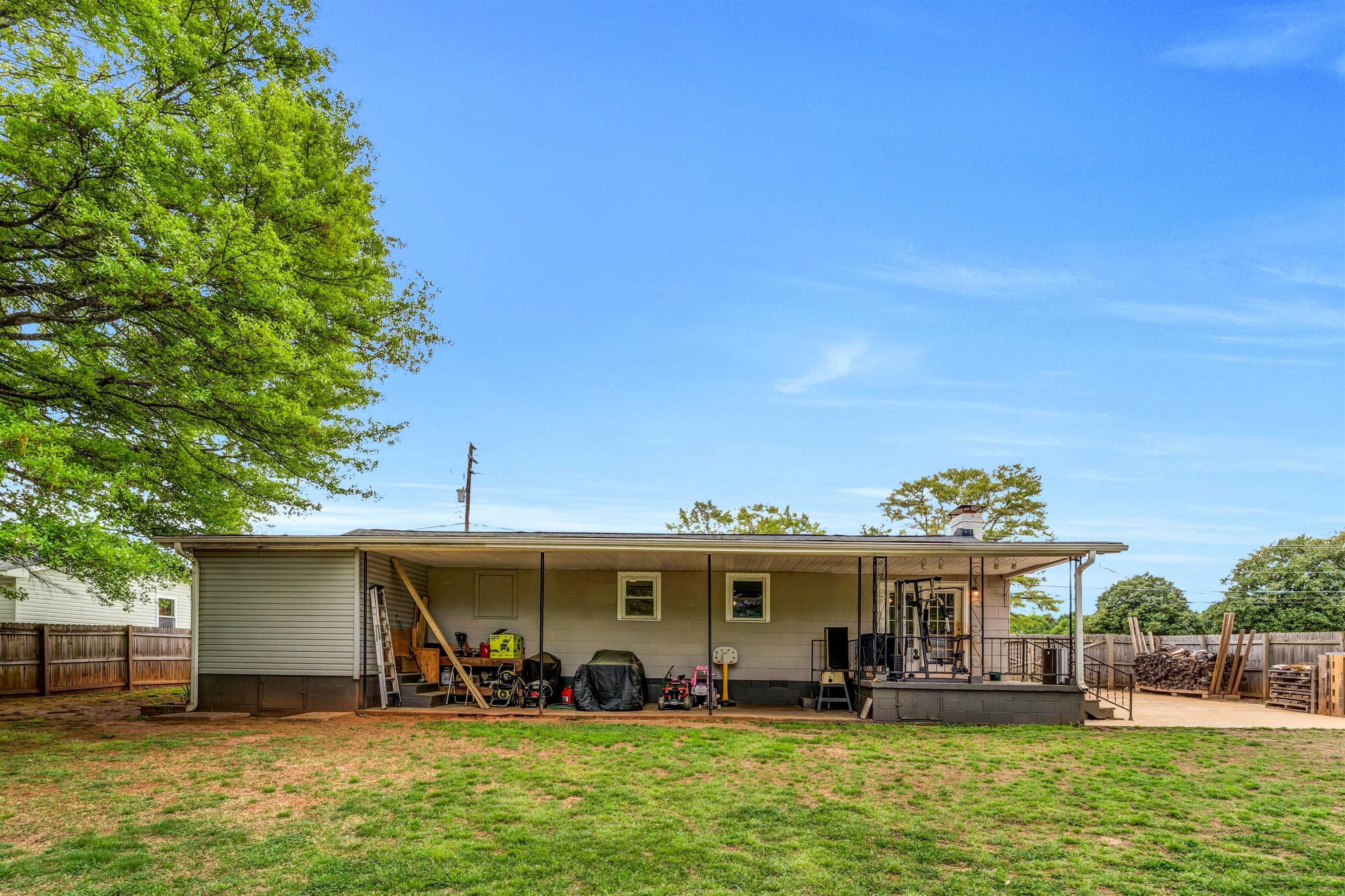 214 W Road Greer, SC 29650 - Photo 19 of 46