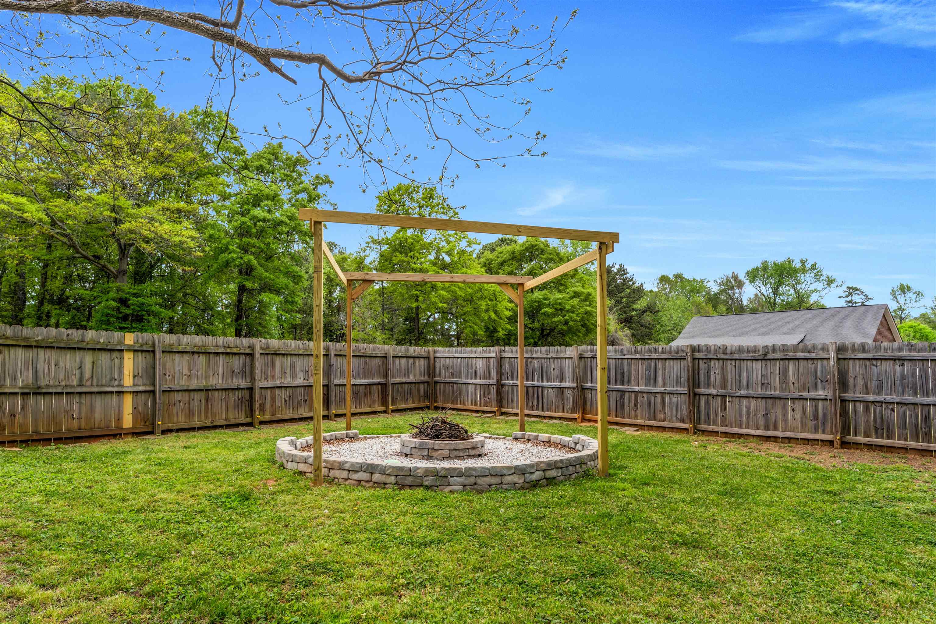 214 W Road Greer, SC 29650 - Photo 22 of 46