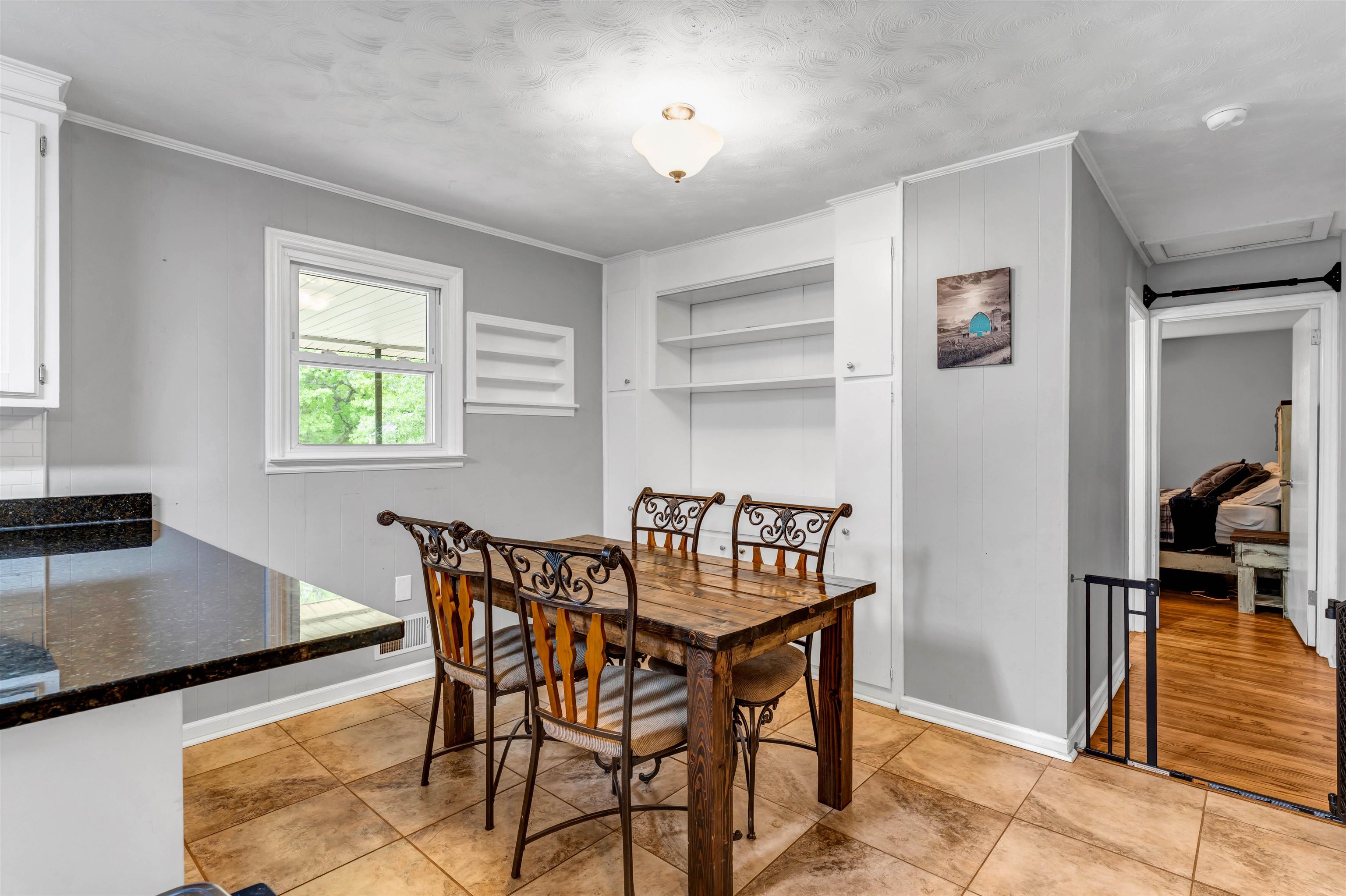 214 W Road Greer, SC 29650 - Photo 32 of 46