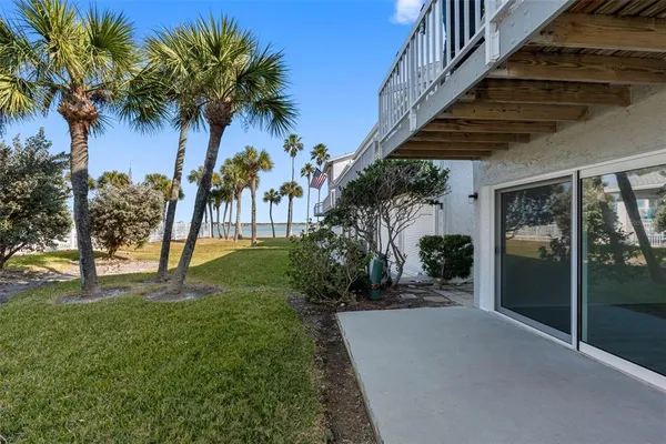 $2,500 | 1451 Gulf Boulevard, Unit 101, Clearwater Beach, FL 33767