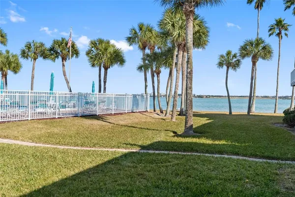 $2,500 | 1451 Gulf Boulevard, Unit 101, Clearwater Beach, FL 33767