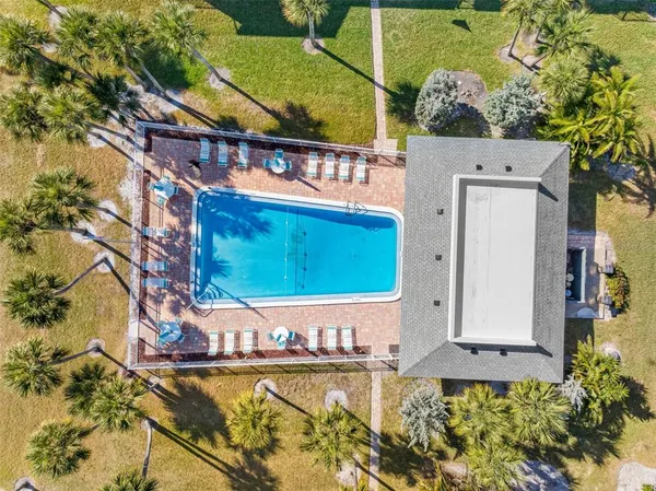 $2,500 | 1451 Gulf Boulevard, Unit 101, Clearwater Beach, FL 33767