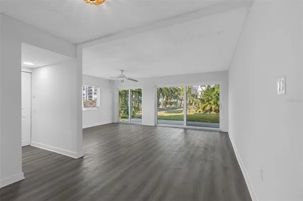 $2,500 | 1451 Gulf Boulevard, Unit 101, Clearwater Beach, FL 33767