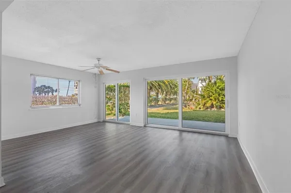 $2,500 | 1451 Gulf Boulevard, Unit 101, Clearwater Beach, FL 33767