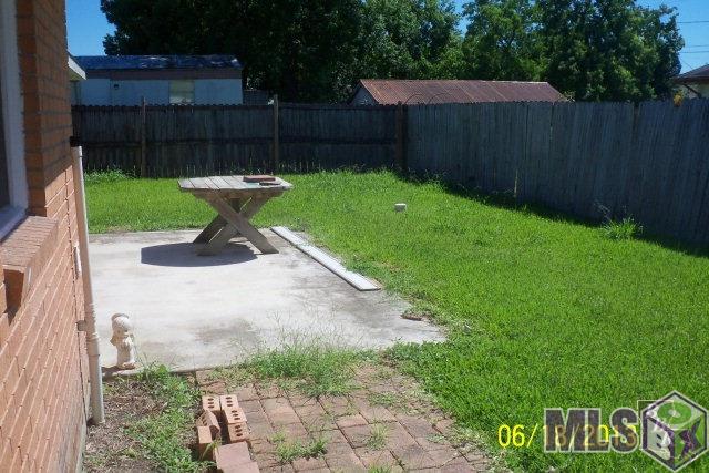 416 St Louis Street Raceland, LA 70394 - Photo 3 of 14 Back View