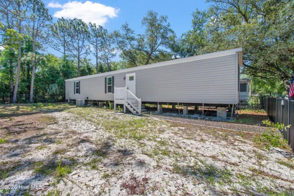 $200,000 | 2740 Ocean View Avenue Southwest, Supply, NC 28462